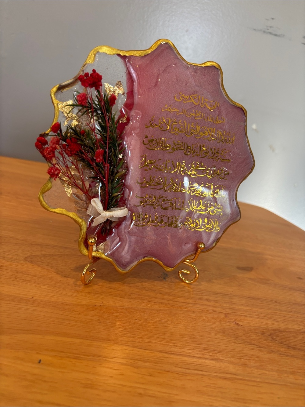 Decorative Resin Plaque with Gold Script & Red Floral Accent